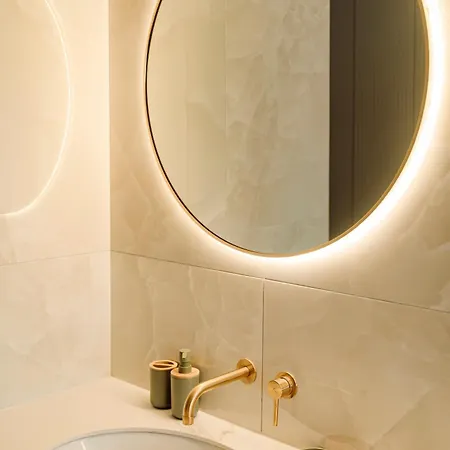 Designer Luxury Apartment, 2 Beds, Prime Location 公寓 *