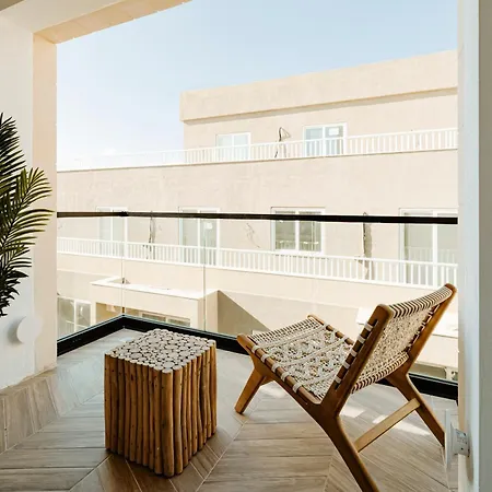 公寓 Designer Luxury Apartment, 2 Beds, Prime Location *