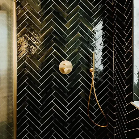 Designer Luxury Apartment, 2 Beds, Prime Location * Sliema