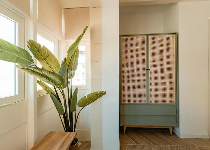 Designer Luxury Apartment, 2 Beds, Prime Location 아파트 슬리에마