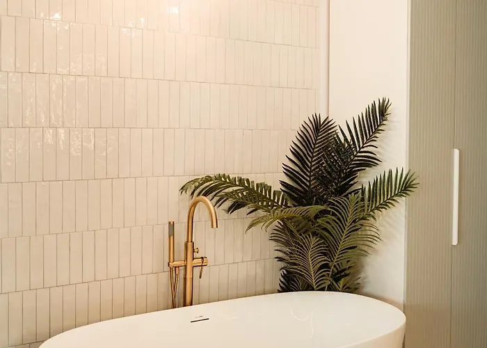 아파트 Designer Luxury Apartment, 2 Beds, Prime Location