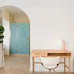 Designer Luxury Apartment, 2 Beds, Prime Location Daire Sliema